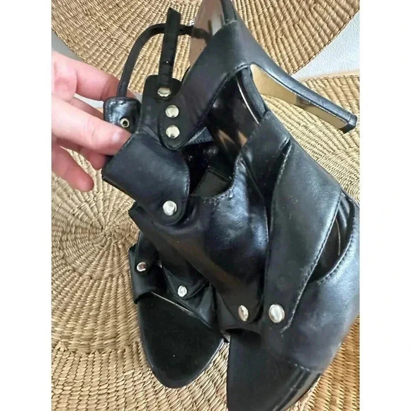 Apt 9 Women’s size 7.5M black heels - Picture 8 of 8